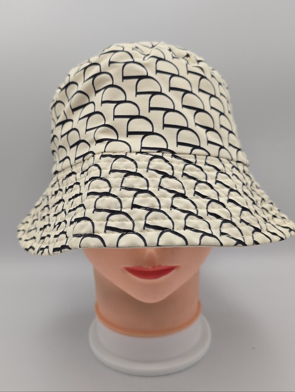Unbranded "D" Print Bucket Hat